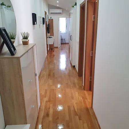 Apartment Ada Mall-beograd 2 Bedroom *